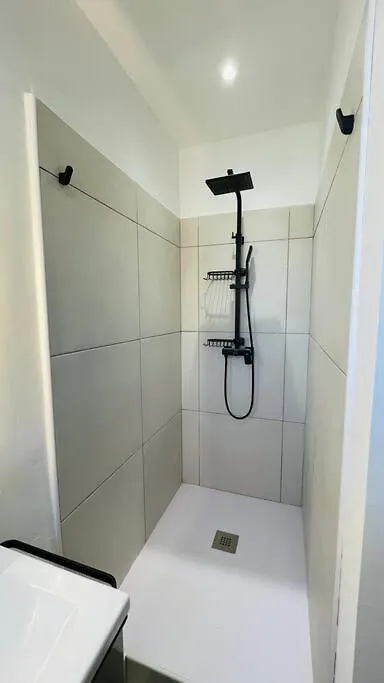 Appartement Renove Proche Du Parc De La Tete D'Or Villeurbanne 0*,  France